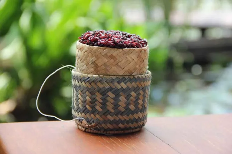 ເຂົ້າໜຽວ - Khao Niew