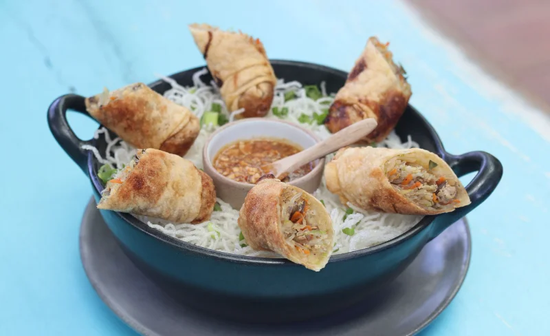 ແໜມຈືນ - Neam Jeun