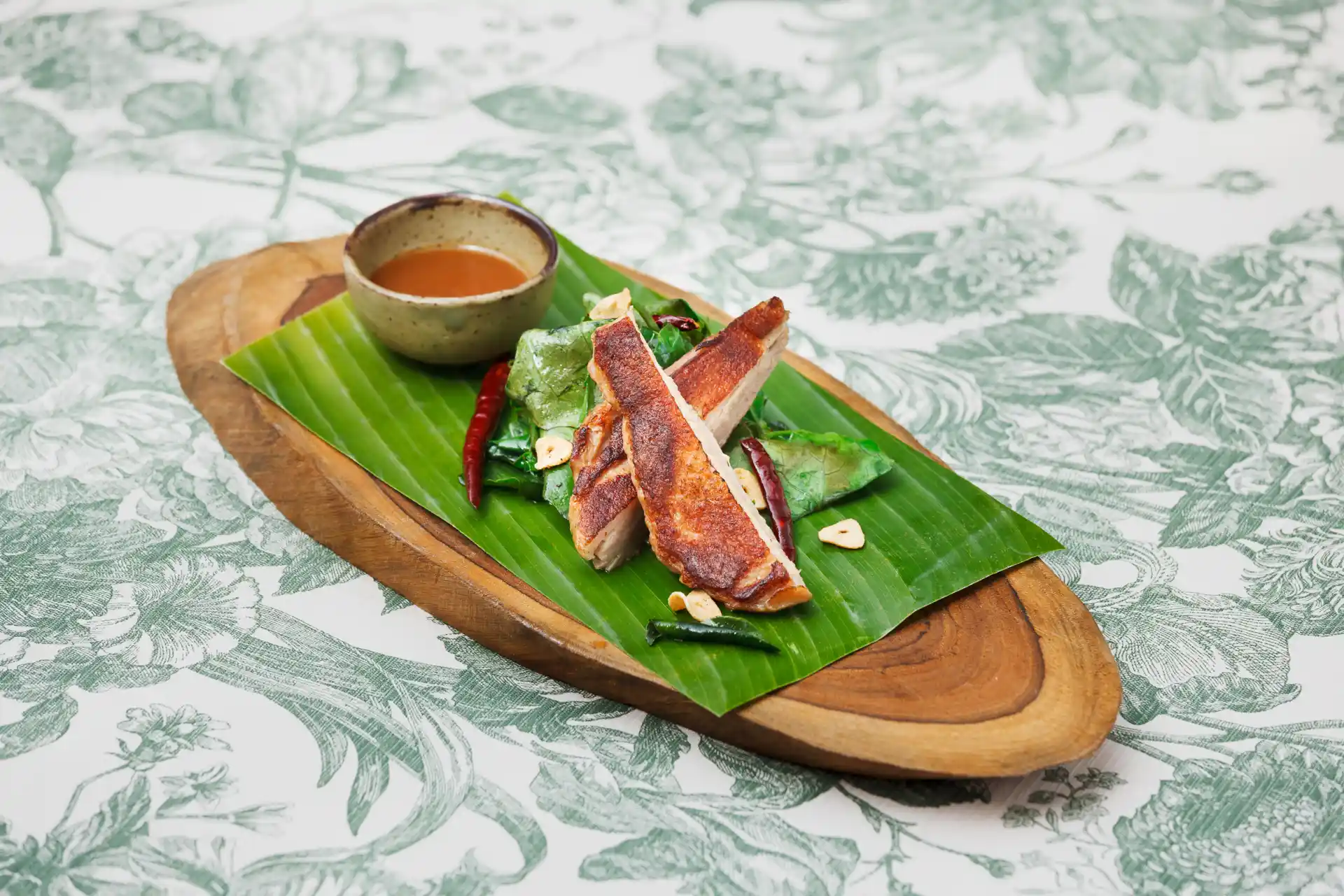 ເປັດໝາກຂາມ - Phed Makkham